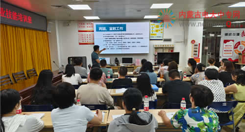 赤峰电大中专市场营销专业学费多少招生电话